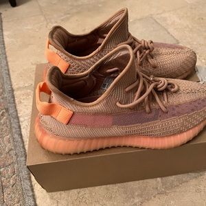 adidas Yeezy Boost 350 V2 Clay